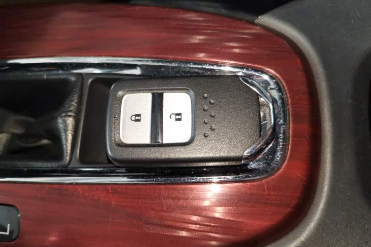 Used Honda XR-V 2017 1.8L EXi CVT Comfort Version