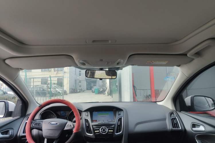 Used Ford Focus 2018 Sedan Classic 1.6L Automatic Trendy SmartDrive Edition