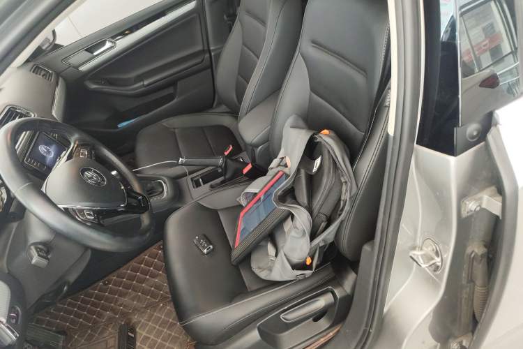 Used Volkswagen Sagitar 2017 1.6L Automatic Comfort Model Left Front Seat