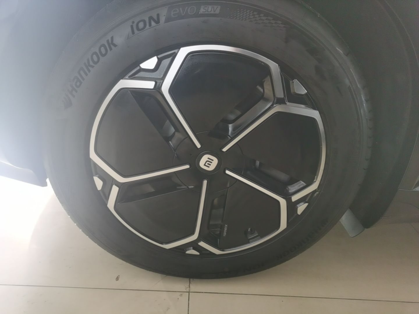 Xiaomi Auto YU7 2025 Ultra-Long Range All-Wheel Drive Pro Version — снимка 11