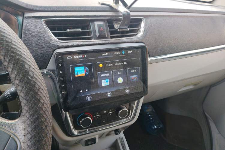 Used Jinbei New Hiace X30L 2019 1.5L Cargo Van Wealth Edition China VI SWC15M
