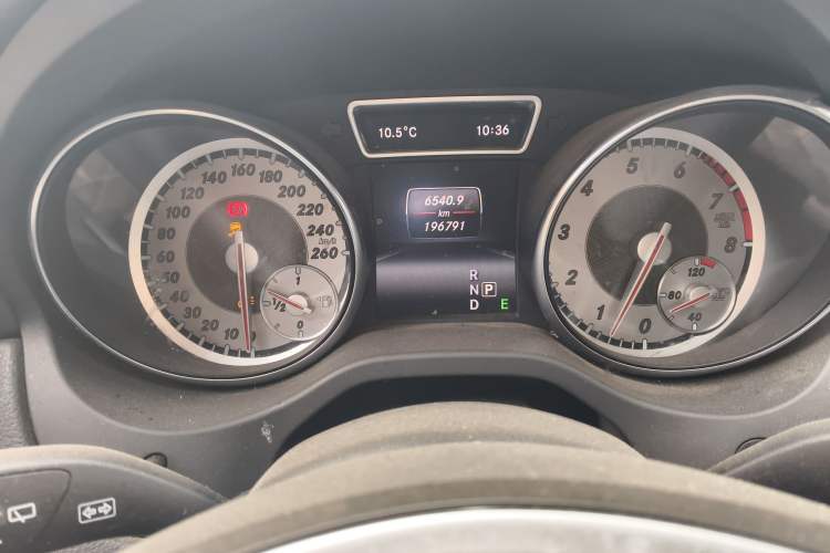 Used Mercedes-Benz GLA 2015 GLA 220 4MATIC Fashion Model