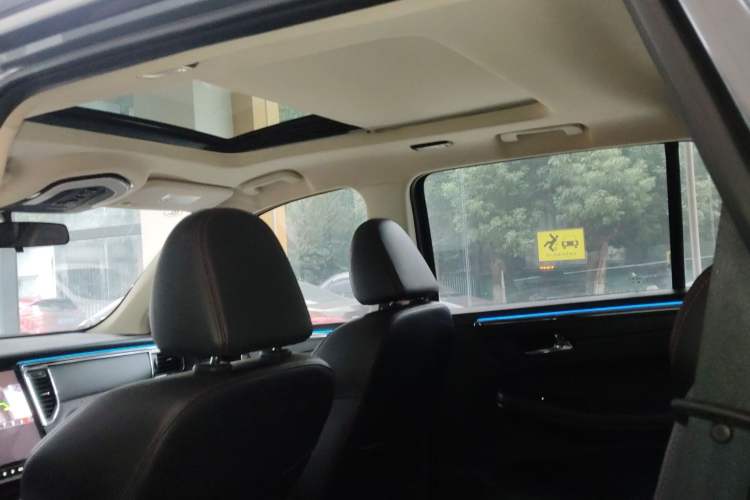 Used SWM G05 2021 PRO 1.5T Automatic Luxury Model 7 Seats
