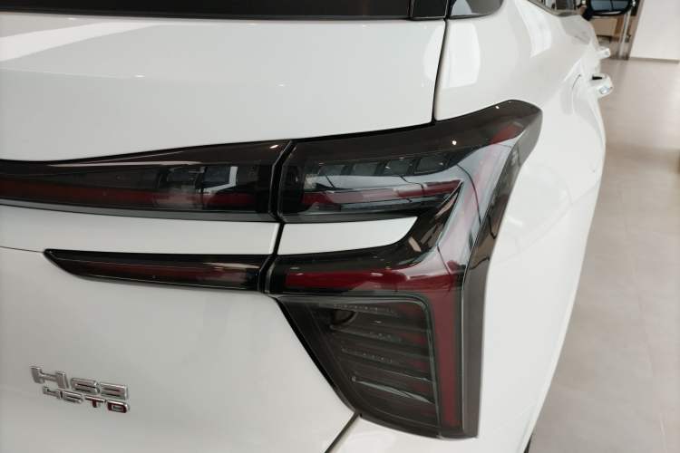 Used Hongqi HS3 2023 2.0T All-Wheel-Drive Youwei Version