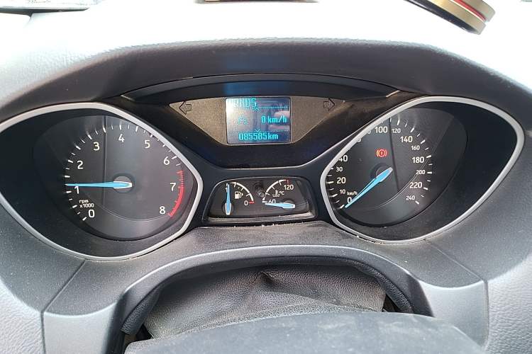 Used Ford Focus 2017 Hatchback 1.6L Automatic Comfort Plus SmartDrive Edition
