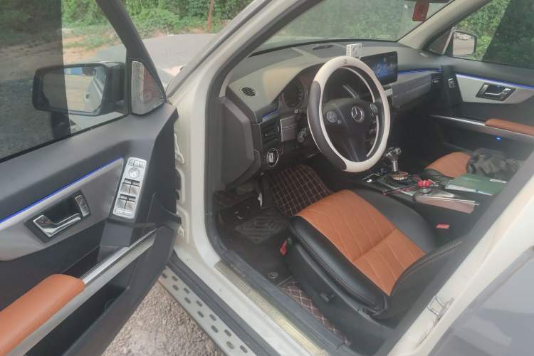 Used Mercedes-Benz GLK-Class 2011 GLK 300 4MATIC Dynamic Model Driver Seat