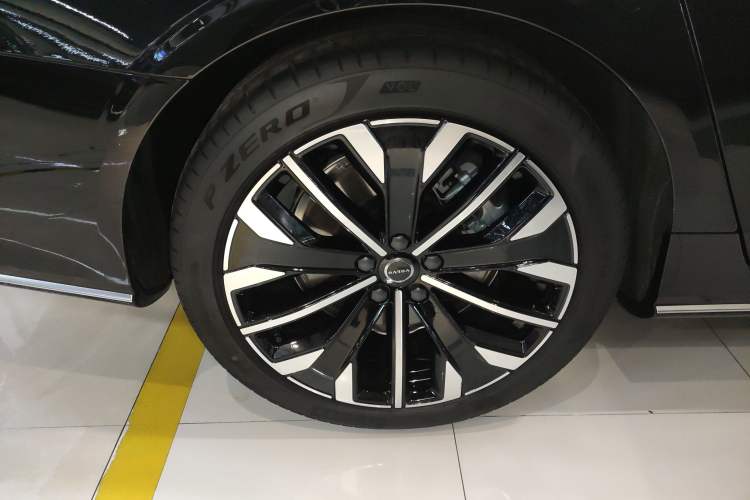 Used Volvo S90 2026 B5 Zhiya Luxury Edition