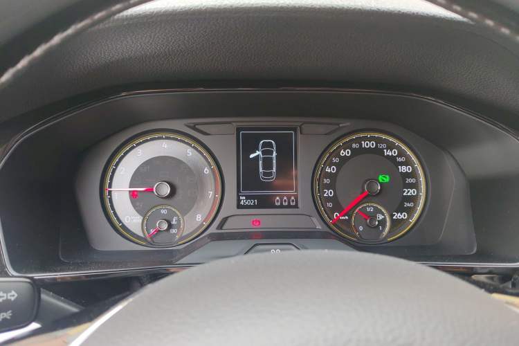 Used Volkswagen Lavida 2018 1.5L Automatic Comfort Edition China V Standard Instrument Cluster