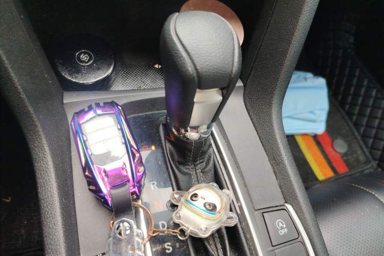 Used Honda Civic 2019 220TURBO CVT Dynamic Edition China VI Gear Lever