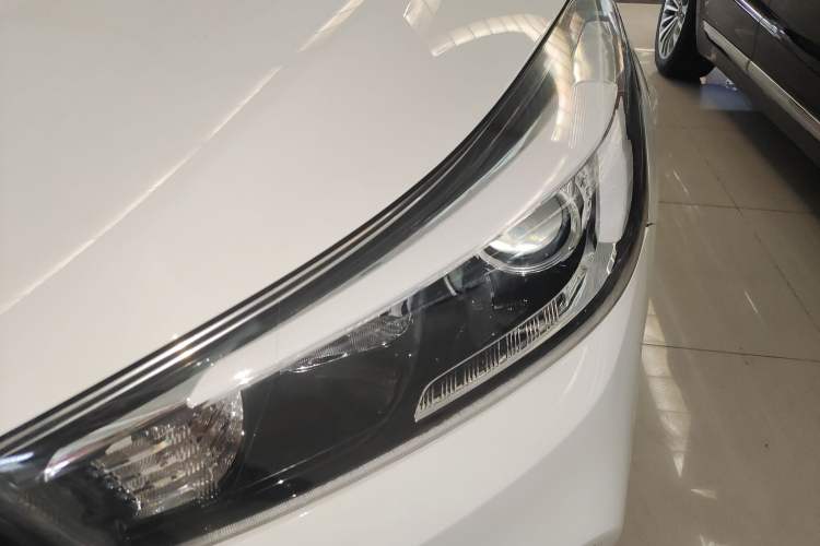 Used Kia K3 2016 1.6L Automatic GL Left Front Headlight