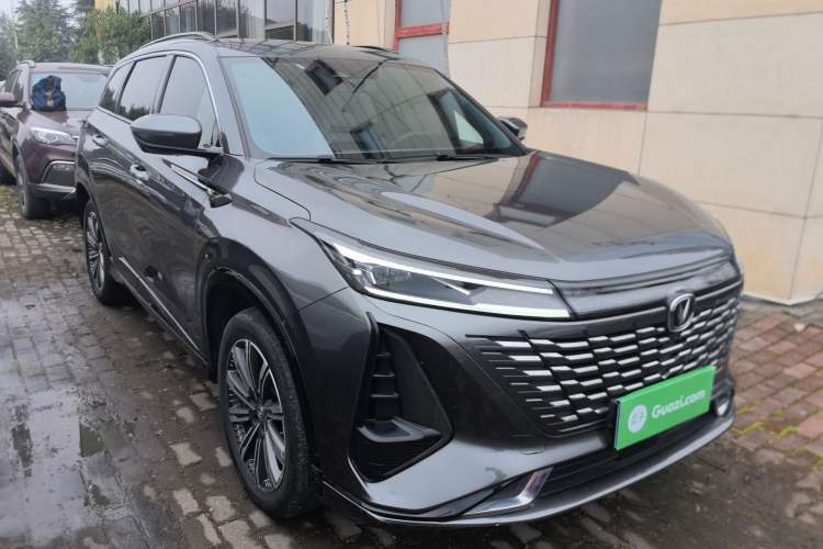 Used Changan CS75 PLUS 2023 3rd Generation 2.0T Automatic Flagship Model

