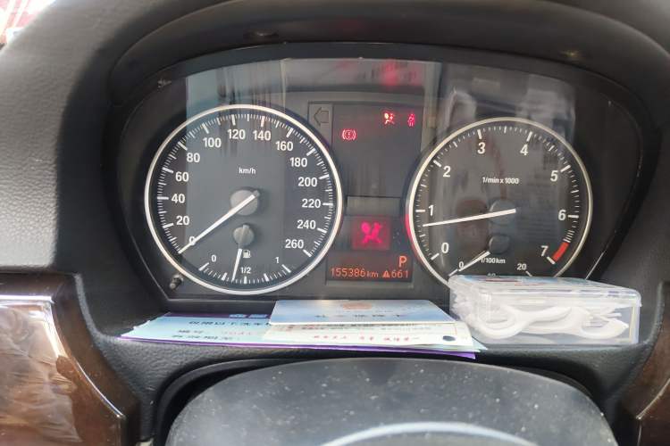 Used BMW 3 Series 2010 320i Luxury Model Instrument Cluster