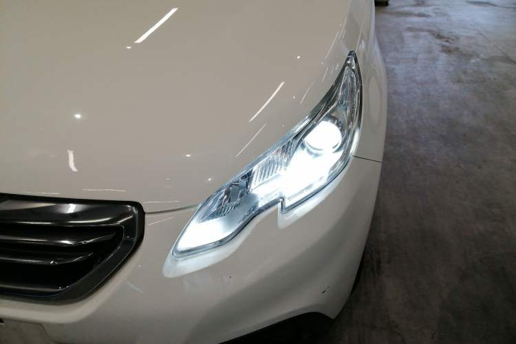 Used Peugeot 2008 2014 1.6L Automatic Fashion Edition