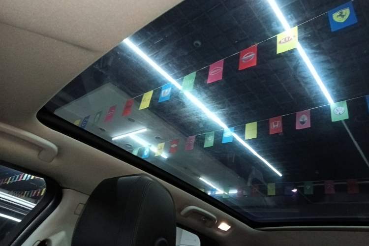 Used Land Rover Discovery Sport 2017 2.0T SE Headliner