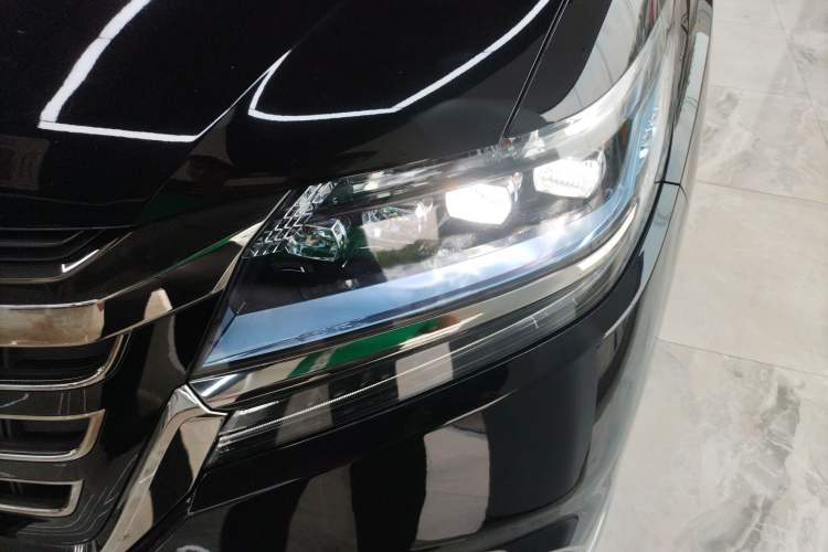 Used Honda Elysion 2019 2.0L Hybrid Luxury Edition