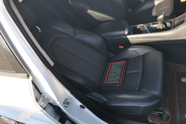 Used Changan CS55PLUS 2020 1.5T Manual Colorful Model
