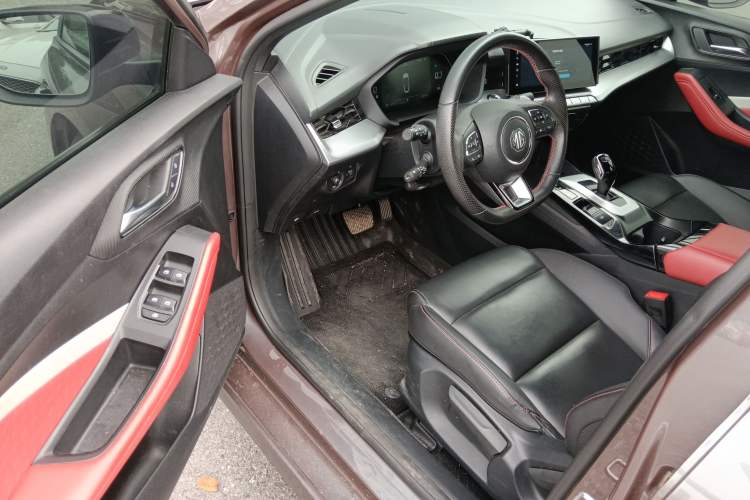 Used MG 5 2022 300TGI DCT Chao Yue Luxury Edition Driver Seat