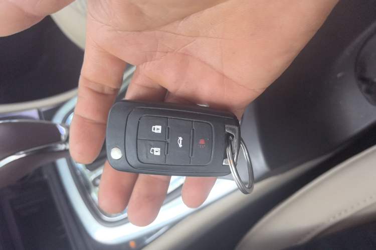 Used Buick Regal 2014 2.0L Leading Fashion Edition