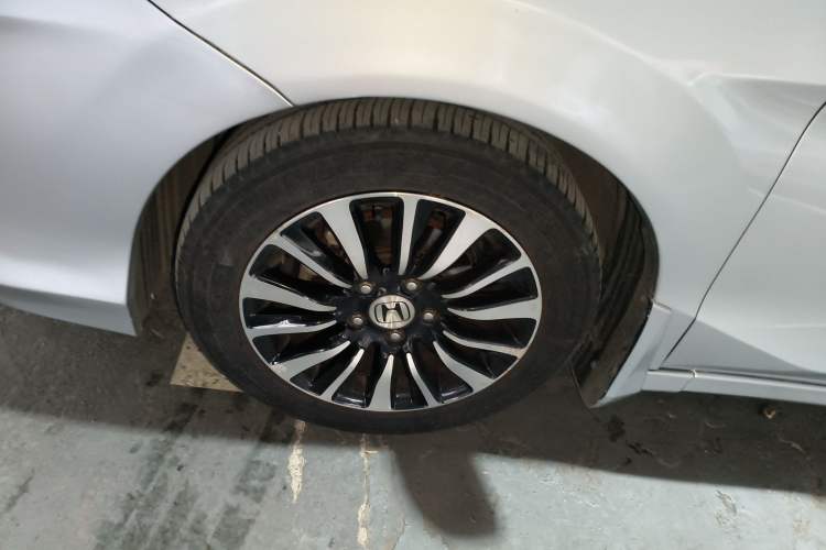 Used Honda Crider 2013 1.8L automatic comfort version