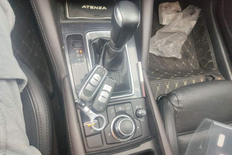 Used Mazda Atenza 2017 2.0L Blue Sky Luxury Edition
