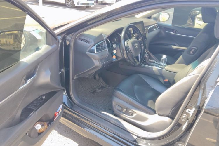 Used Toyota Camry 2023 Dual-Motor 2.5 HGVP Leading Edition
