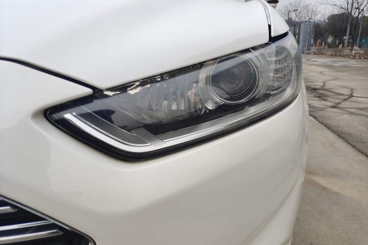 Used Ford Mondeo 2013 2.0L GTDi 200 Fashion Edition