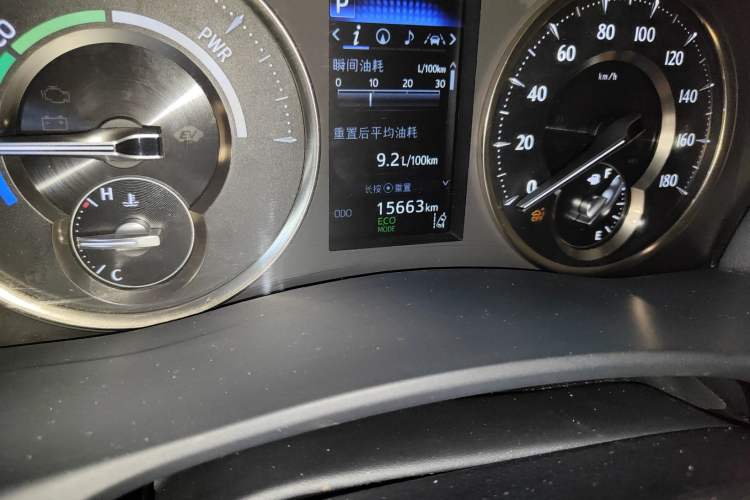 Used Toyota Vellfire 2020 Dual-Engine 2.5L HV Luxury Edition
