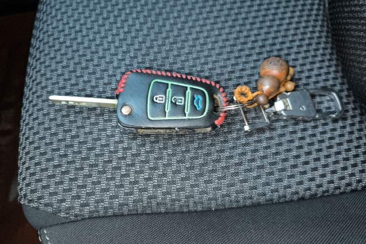 Used Haima M3 2016 1.5L Manual Comfort Model with Sunroof Vehicle Key