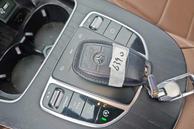 Used Mercedes-Benz E-Class 2019 Restyled E 300 L Sporty and Stylish Edition Vehicle Key