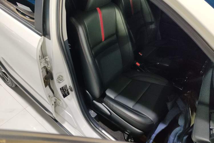 Used Toyota YARiS L Zhi Xuan 2022 X-Trail 1.5L CVT Luxury PLUS Edition
