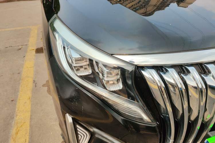 Used GAC Trumpchi M8 2020 390T Deluxe Edition Right Front Headlight