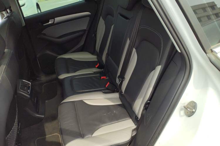 Used Audi Q5 2017 Plus 40 TFSI Technology Model