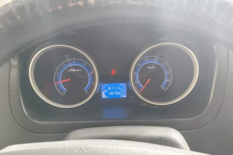 Used Chana Ruixing M80 2014 1.5L Standard Version 4G15S