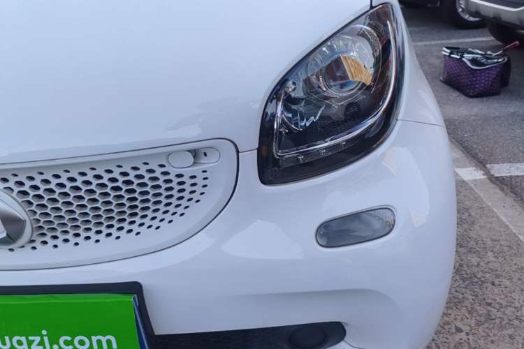Used smart fortwo 2015 1.0L 52 kW Hardtop Passion Edition
