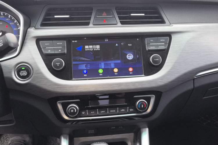 Used Geely Auto Vision X3 2017 1.5L Automatic Elite Model Audio And AC Panel