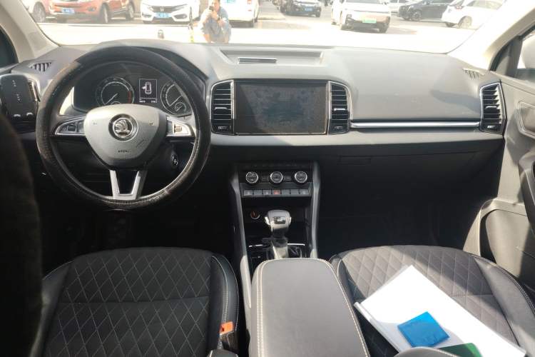Used Skoda Karoq 2020 TSI280 Smart Drive Technology Edition China VI Center Console