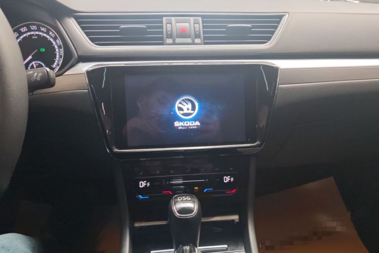 Used Skoda Superb 2019 Facelifted TSI280 DSG Comfort Edition
