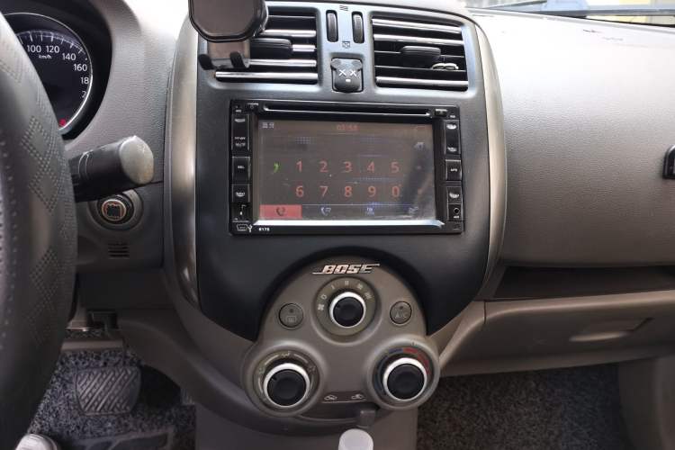 Used Nissan Sunny 2011 1.5XL CVT Luxury Edition Audio And AC Panel