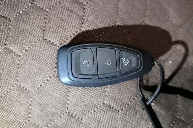 Used Ford Kuga 2018 EcoBoost 180 Two-Wheel-Drive Luxury Wing Edition
