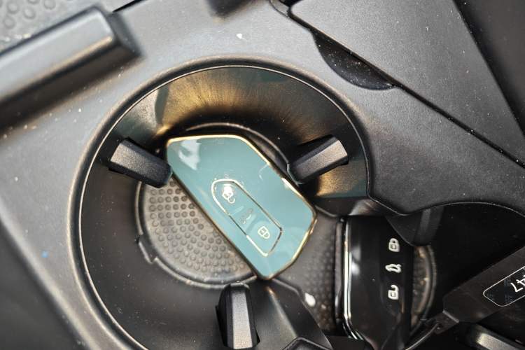 Used Volkswagen ID.4 X 2025 Smart Version Pure & Intelligent Enjoyment Edition