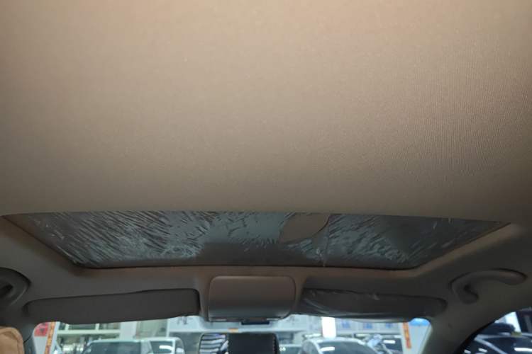 Used Volkswagen Polo 2012 1.6L Cross Polo MT