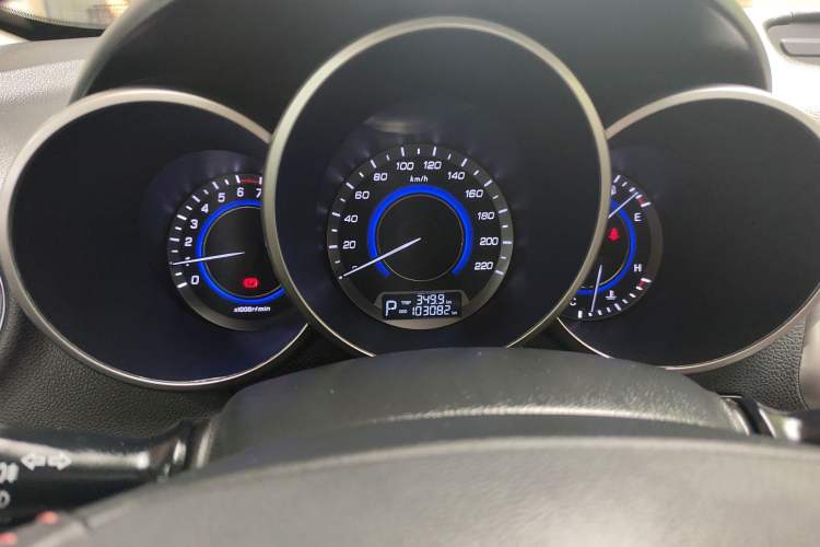 Used CHANGAN Eado 2015 1.6L Automatic Junku Model China V Standard Instrument Cluster