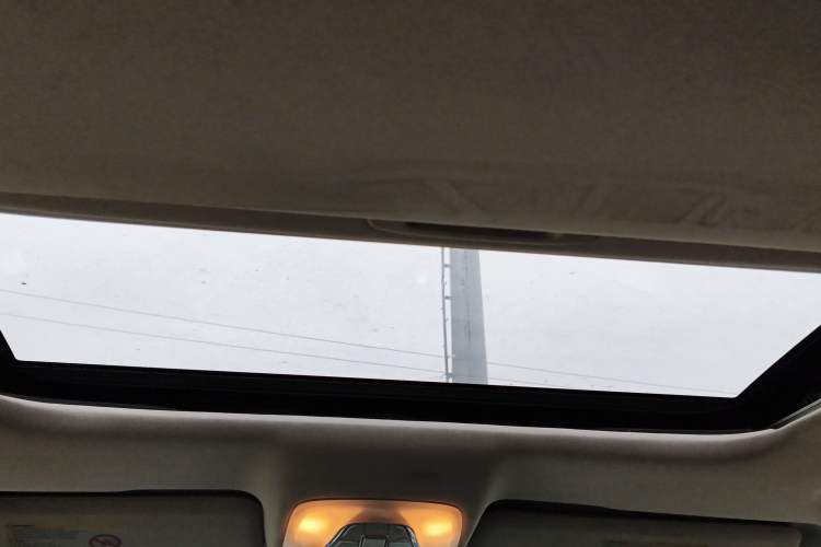 Used GAC Trumpchi GA6 2016 235T DCT Elite Edition Headliner