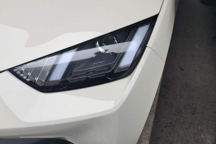 Used BYD Seagull 2025 305km Active Version Left Front Headlight