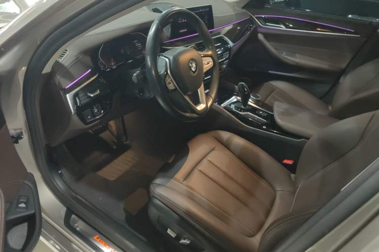 Used BMW 5 Series 2020 525Li Luxury Package