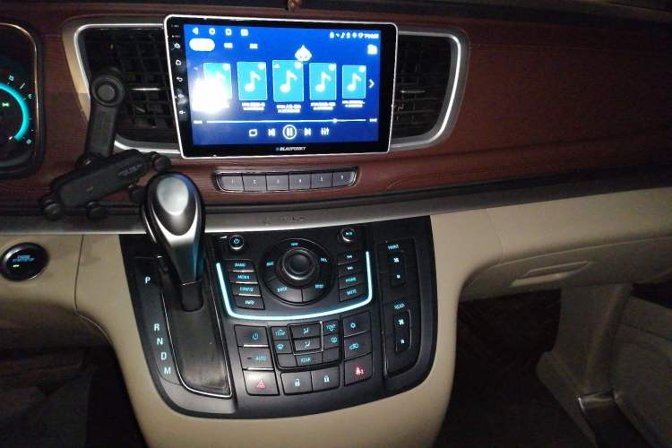 Used Buick GL8 2014 2.4L LT Luxury Business Executive Edition
