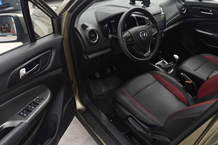 Used CHANGAN CS15 2016 1.5L Manual Fashion Edition