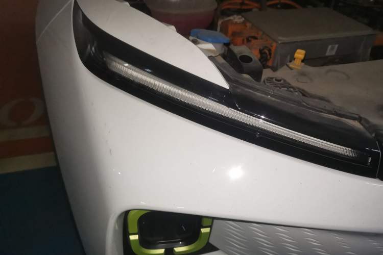 Used Geometry E Firefly 2023 401KM Linglong Tiger 5-Seater Right Front Headlight