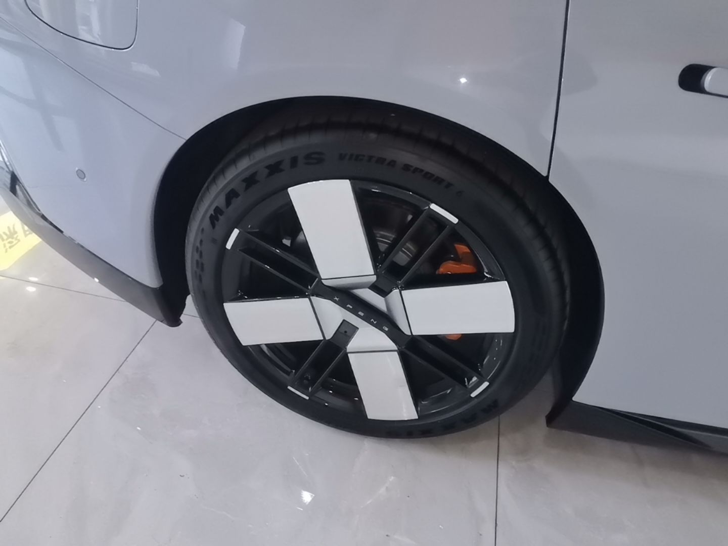 XPeng P7 2025 Model—750 All-Wheel-Drive High-Performance Ultra — снимка 11