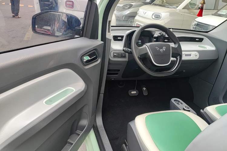 Used Wuling Hongguang MINIEV 2021 Macaron Premium Model – Lithium Iron Phosphate